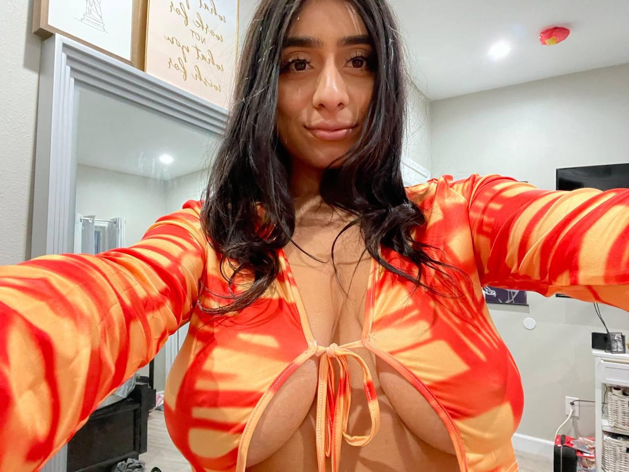Available for hookup Available for hookup