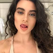 Sex hook up and car date Sex hook up and car date