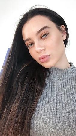 Sex hook up and car date Sex hook up and car date