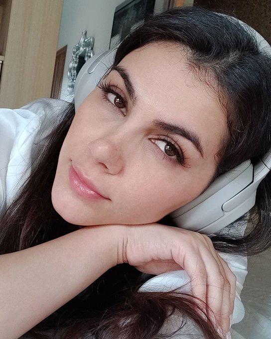 I'M AVAILABLE FOR BOTH INCALL AND OUTCALL SERVICE I'M AVAILABLE FOR BOTH INCALL AND OUTCALL SERVICE