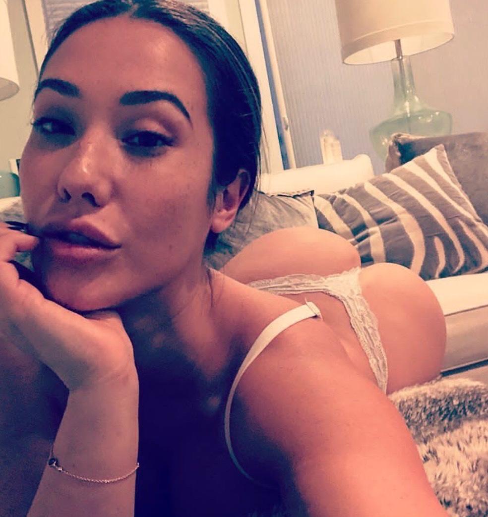 I love polite and respectful gentlemen👐! I aim to please by any and all means I love polite and respectful gentlemen👐! I aim to please by any and all means