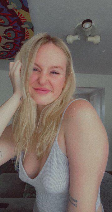 SNAPCHAT: jeniffer_boye21 π
ππII squirt π¦ and ready for fun SNAPCHAT: jeniffer_boye21 π
ππII squirt π¦ and ready for fun