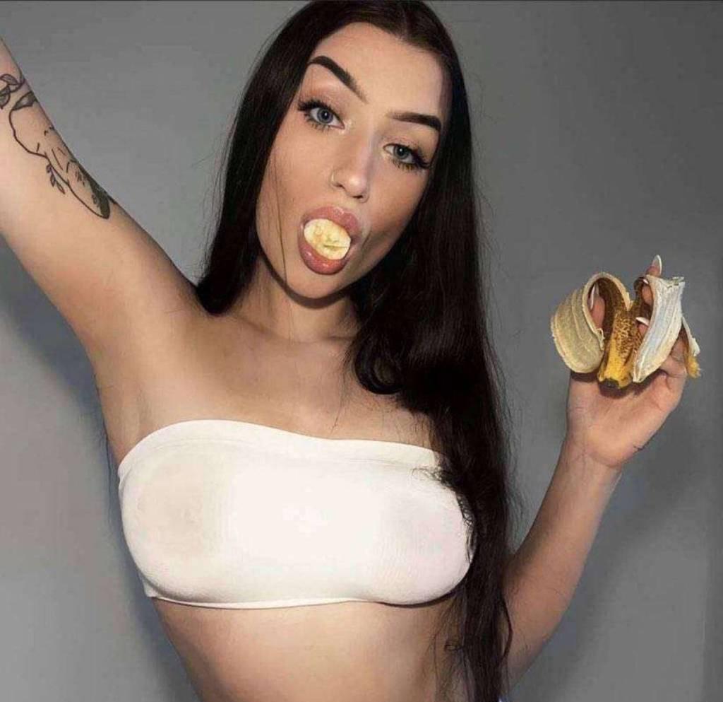 LET ME SIT ON IT AND SPIT ON IT LET ME SIT ON IT AND SPIT ON IT