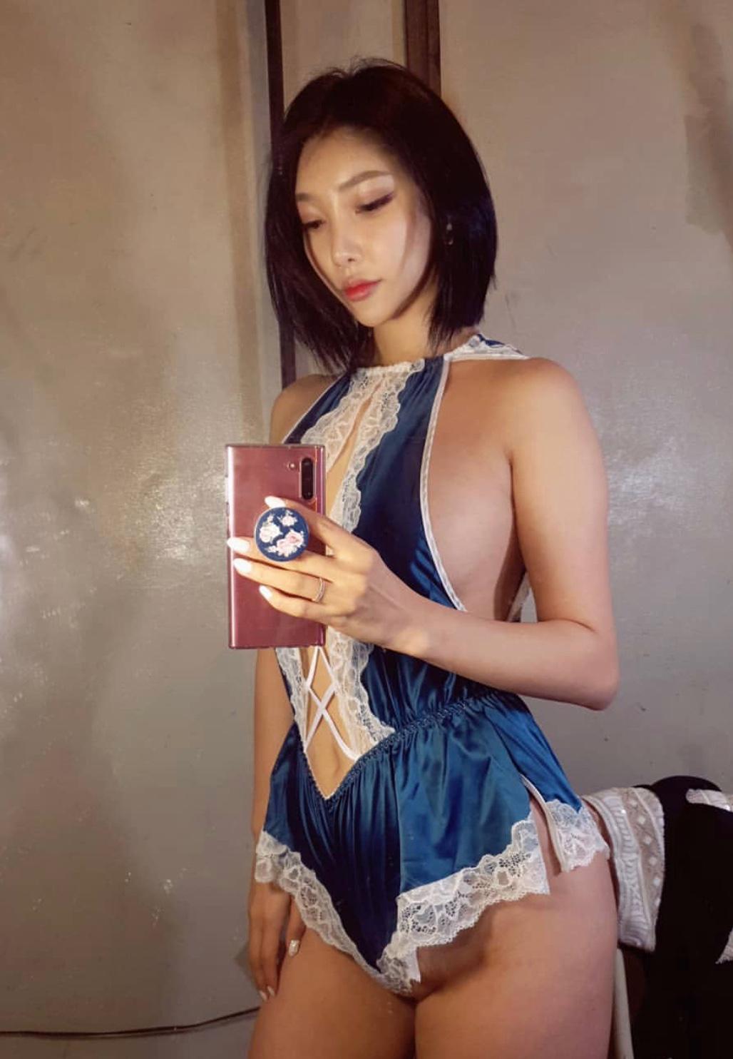 The Korean lady Real & Ready Now👅🍭Naughty Fun💋My Place Or Yours💋 The Korean lady Real & Ready Now👅🍭Naughty Fun💋My Place Or Yours💋