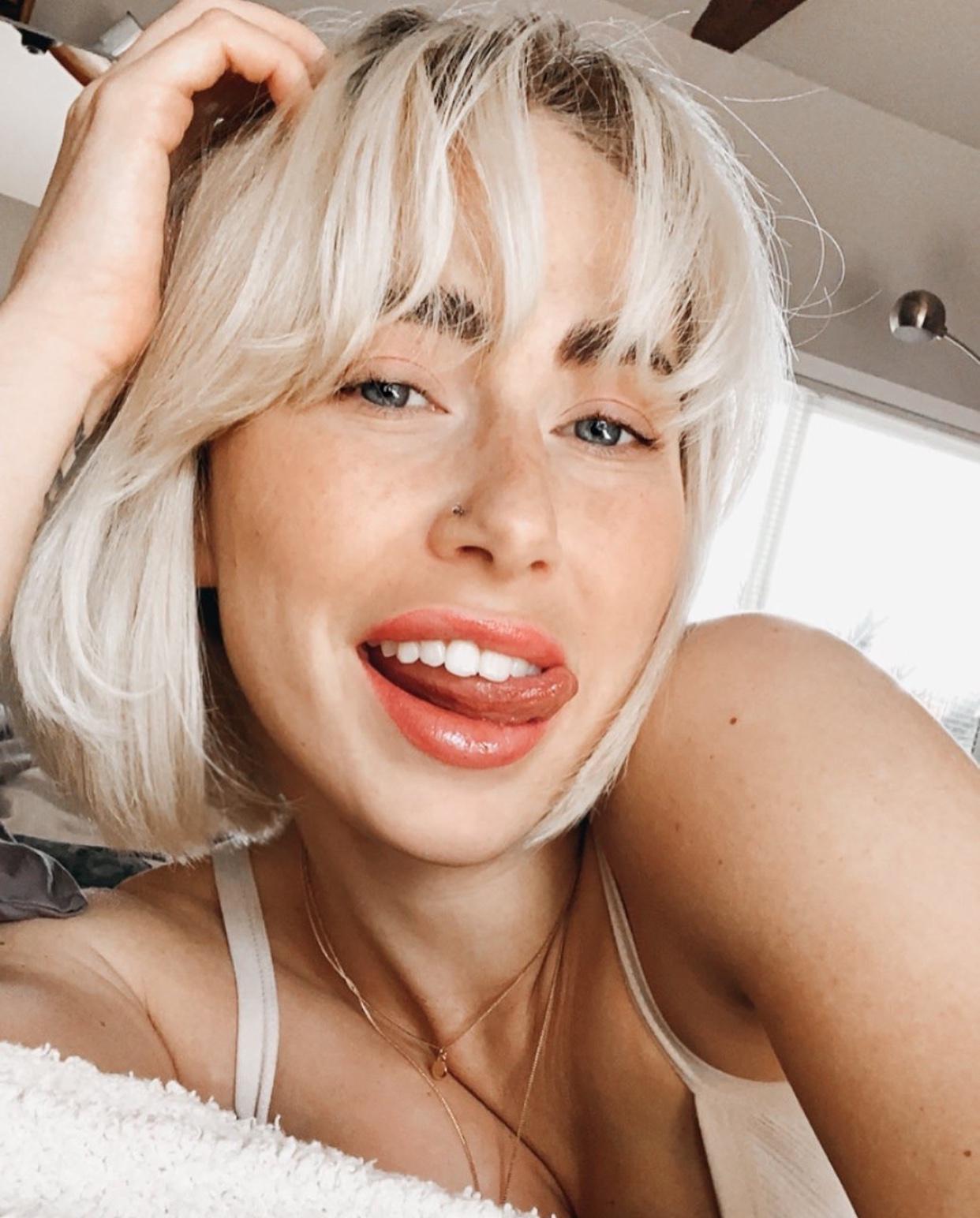 Down for hook up ๐๐๐ Down for hook up ๐๐๐