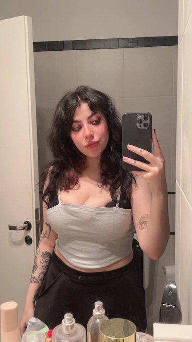 Im naught escort available for all deal Im naught escort available for all deal