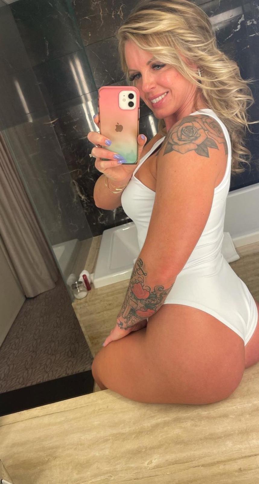 💦Hungry Single MOM Fuck My Pussy 💦Any Place✔INCALL/OUTCALL/Car Date🚗💦 24/💦 💦Hungry Single MOM Fuck My Pussy 💦Any Place✔INCALL/OUTCALL/Car Date🚗💦 24/💦