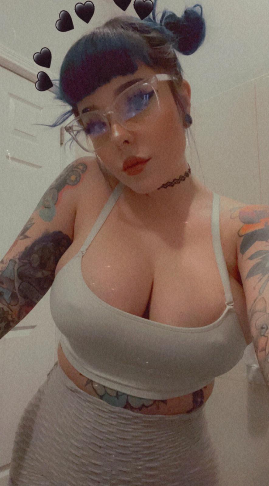 ADD ME ON SNAPCHAT ACOLDEN19 OR TEXT ME (605) 644-6042 ADD ME ON SNAPCHAT ACOLDEN19 OR TEXT ME (605) 644-6042