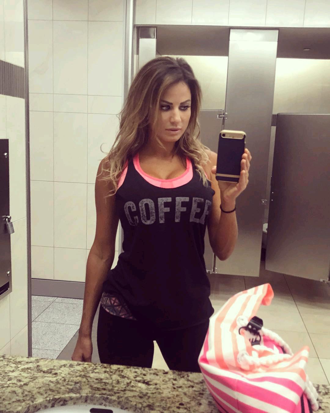 SEXY HOT*MODEL*DIVORCED*INDEPENDENT CAUCASIAN WOMAN SEARCHING FOR FRIENDSHIP&ADU SEXY HOT*MODEL*DIVORCED*INDEPENDENT CAUCASIAN WOMAN SEARCHING FOR FRIENDSHIP&ADU