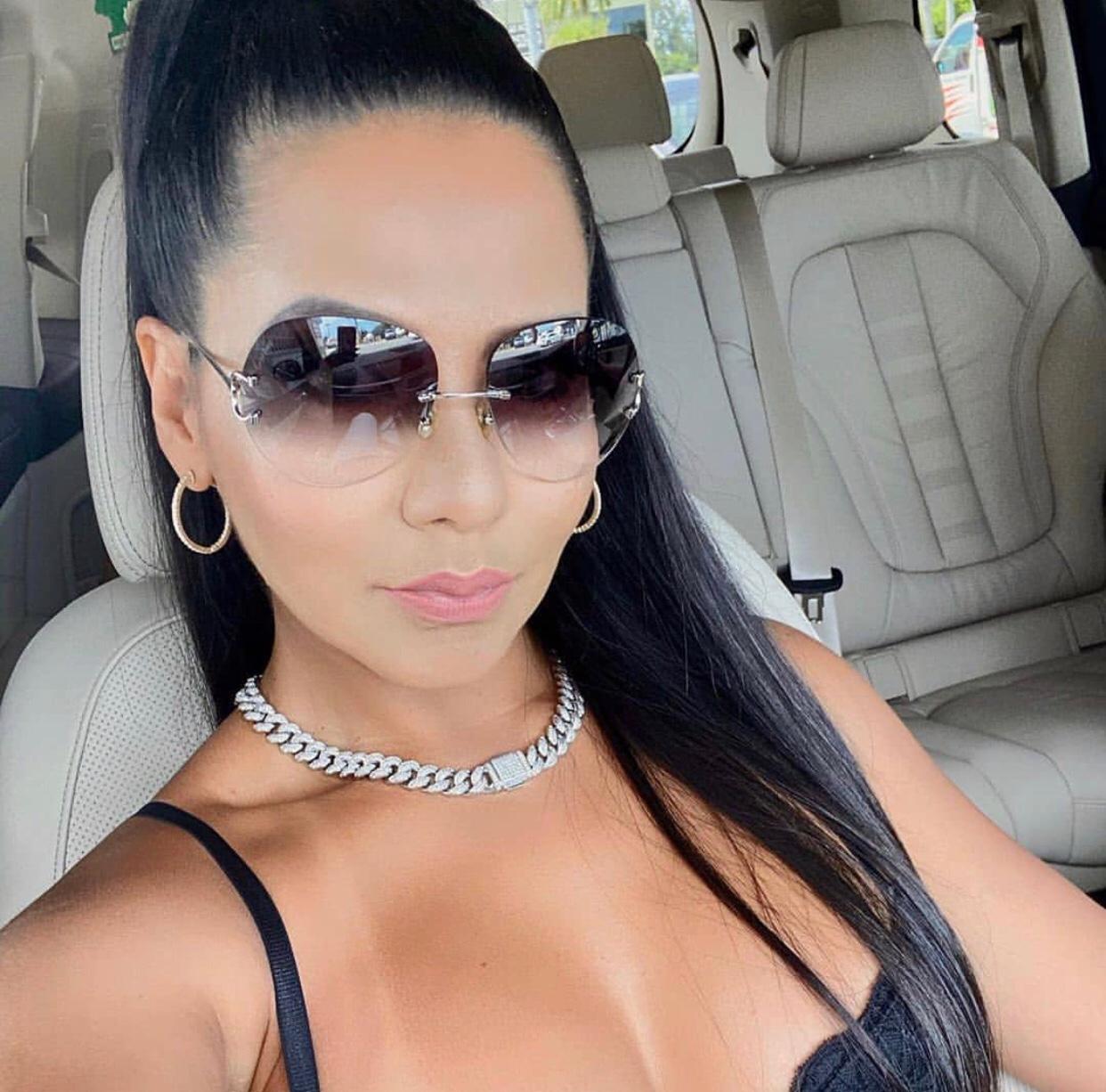 I’m joicey and looking for a good hearted man for long term relationship I’m joicey and looking for a good hearted man for long term relationship
