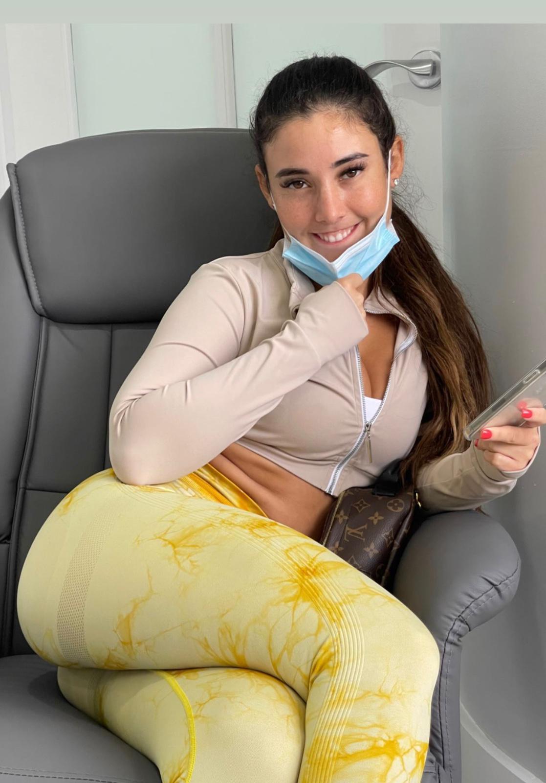 Hey handsome do you need my service I am down for hookup.. (272) 483-4615 Hey handsome do you need my service I am down for hookup.. (272) 483-4615