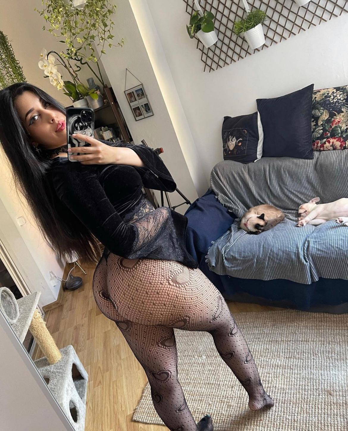 JUICY 💦 PUSSY👅 READY TO FUCK JUICY 💦 PUSSY👅 READY TO FUCK