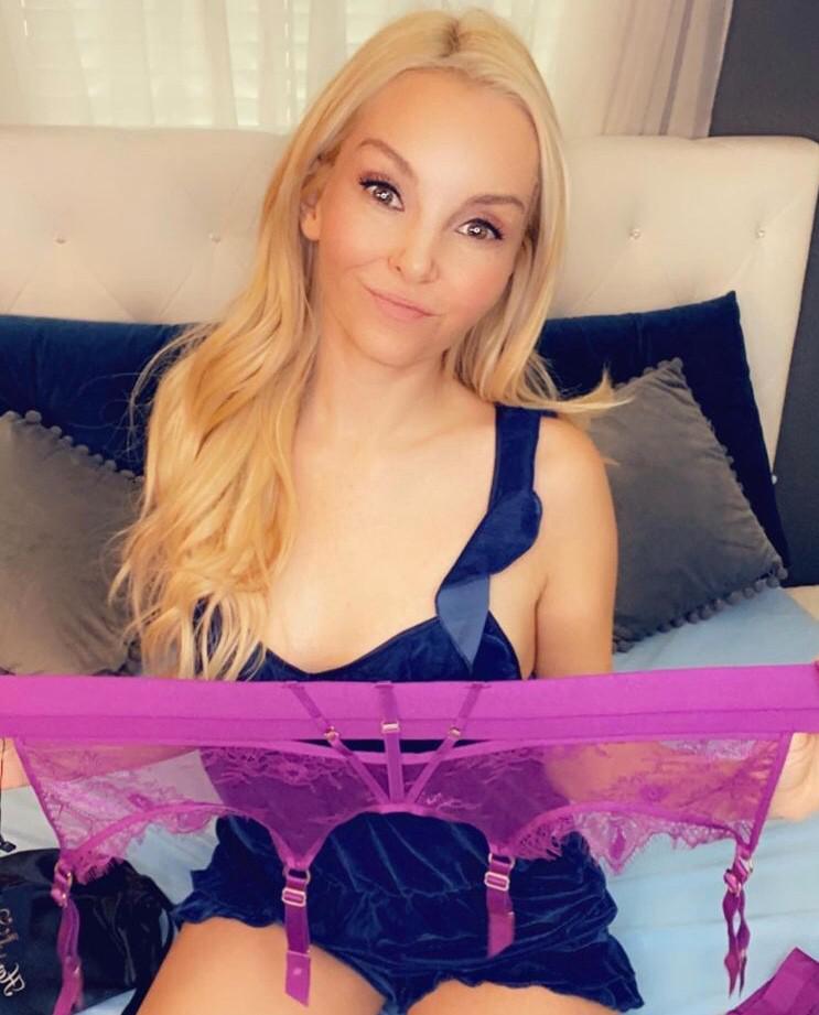 ❤️❤️I WANT IT DEEP IN ME ❤️❤️ Its a sexy and wet juicy weekend already lets play ❤️❤️I WANT IT DEEP IN ME ❤️❤️ Its a sexy and wet juicy weekend already lets play