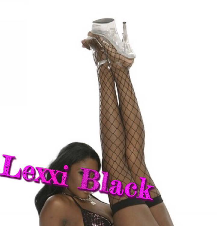 La jolie Lexxi super cochonne viens t’amuser La jolie Lexxi super cochonne viens t’amuser