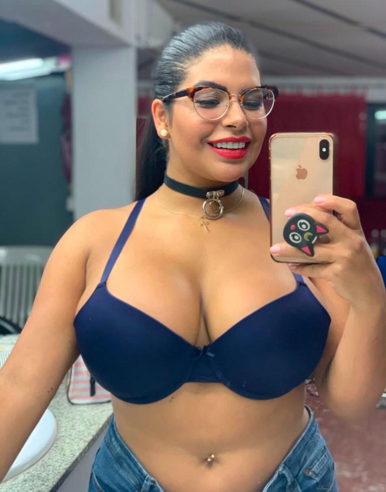 940) 745-6421Yes I’m available for both incall or outcall service 940) 745-6421Yes I’m available for both incall or outcall service
