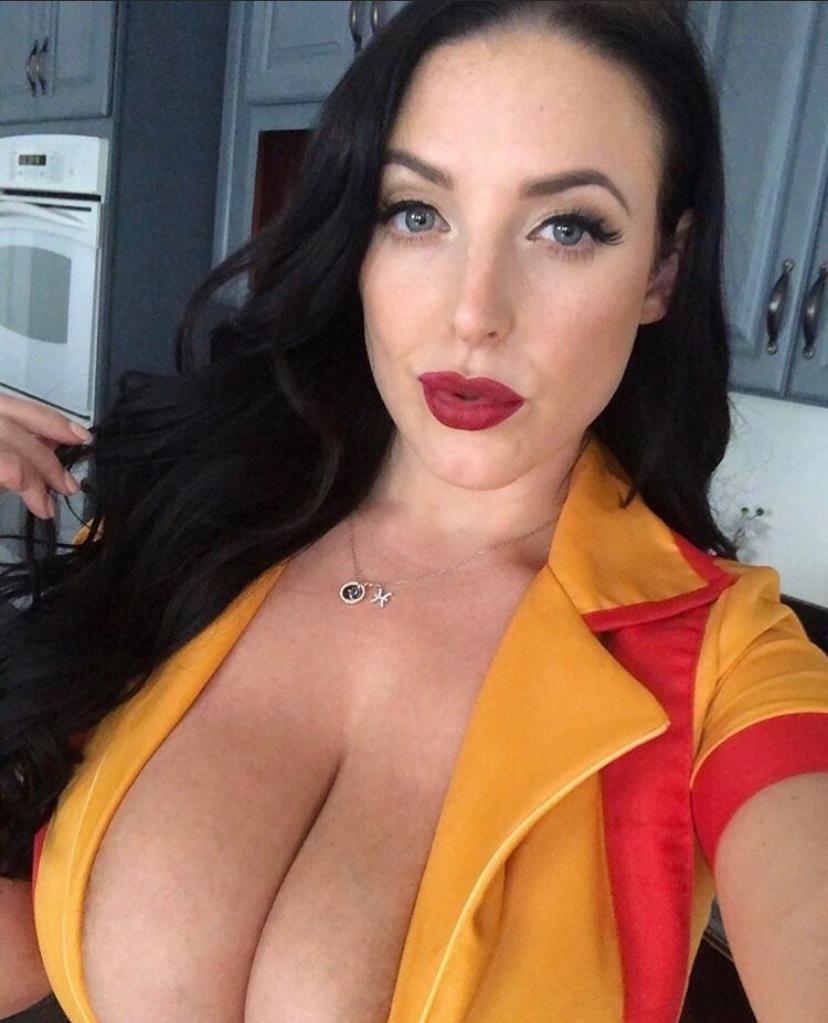 I charge for sex HMU for rates πππ¦ I charge for sex HMU for rates πππ¦