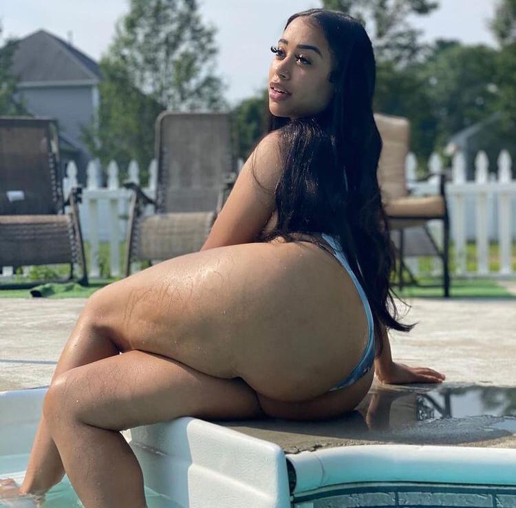 I’m available for and pleasure 🥰 I’m available for and pleasure 🥰