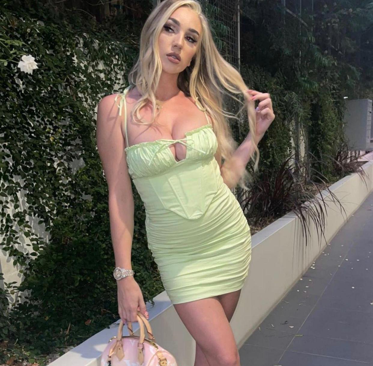 Iβm Julie femaleEscort Available for hookup π
ππScπ» J_hembrow20 Iβm Julie femaleEscort Available for hookup π
ππScπ» J_hembrow20