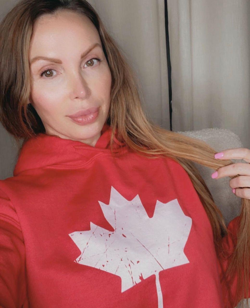 All holes available for Sex hookup All holes available for Sex hookup