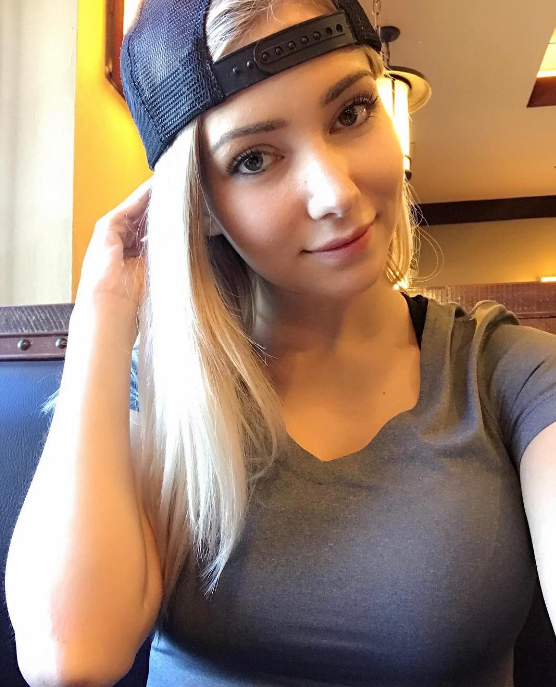 Cash only “ Hookup for sex “ Cash only “ Hookup for sex “