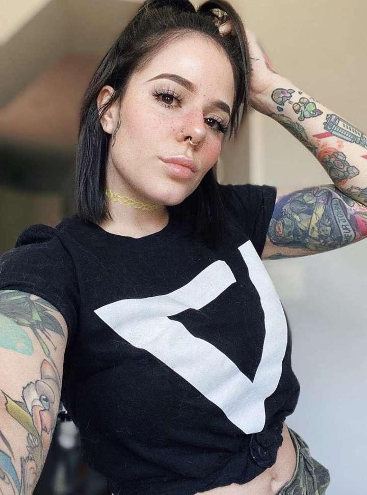 I’m HORNY and I’m available for nearby quickie sex/Hookup 💋💋 I’m HORNY and I’m available for nearby quickie sex/Hookup 💋💋