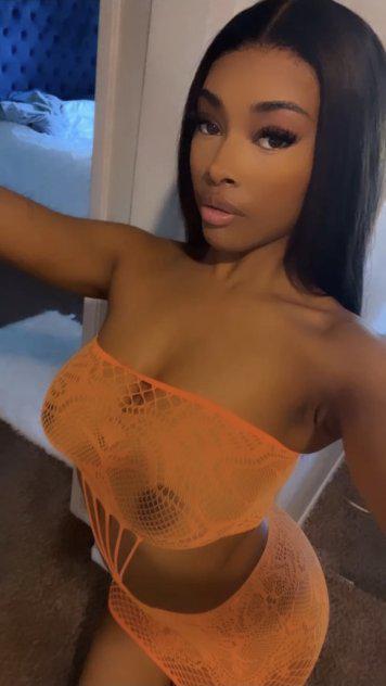 (NEW) Lacy Leroux || Upscale Ebony Provider Looking For Fun (NEW) Lacy Leroux || Upscale Ebony Provider Looking For Fun