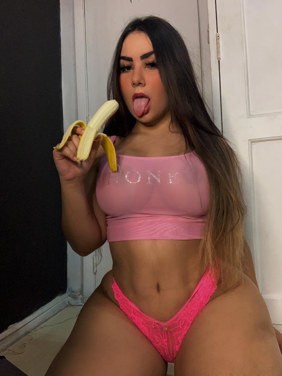 Escort available for hook up Escort available for hook up