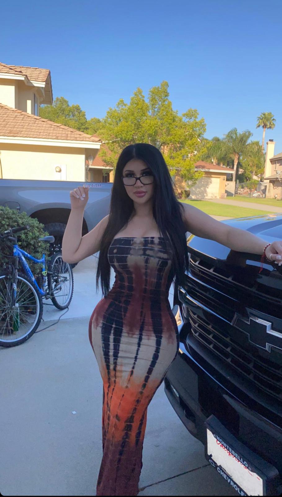 Escort Available for hookup service Escort Available for hookup service