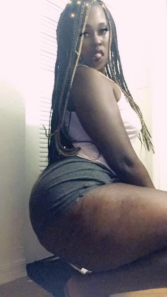 Big black curvaceous woman available for all kinds of hookup Big black curvaceous woman available for all kinds of hookup
