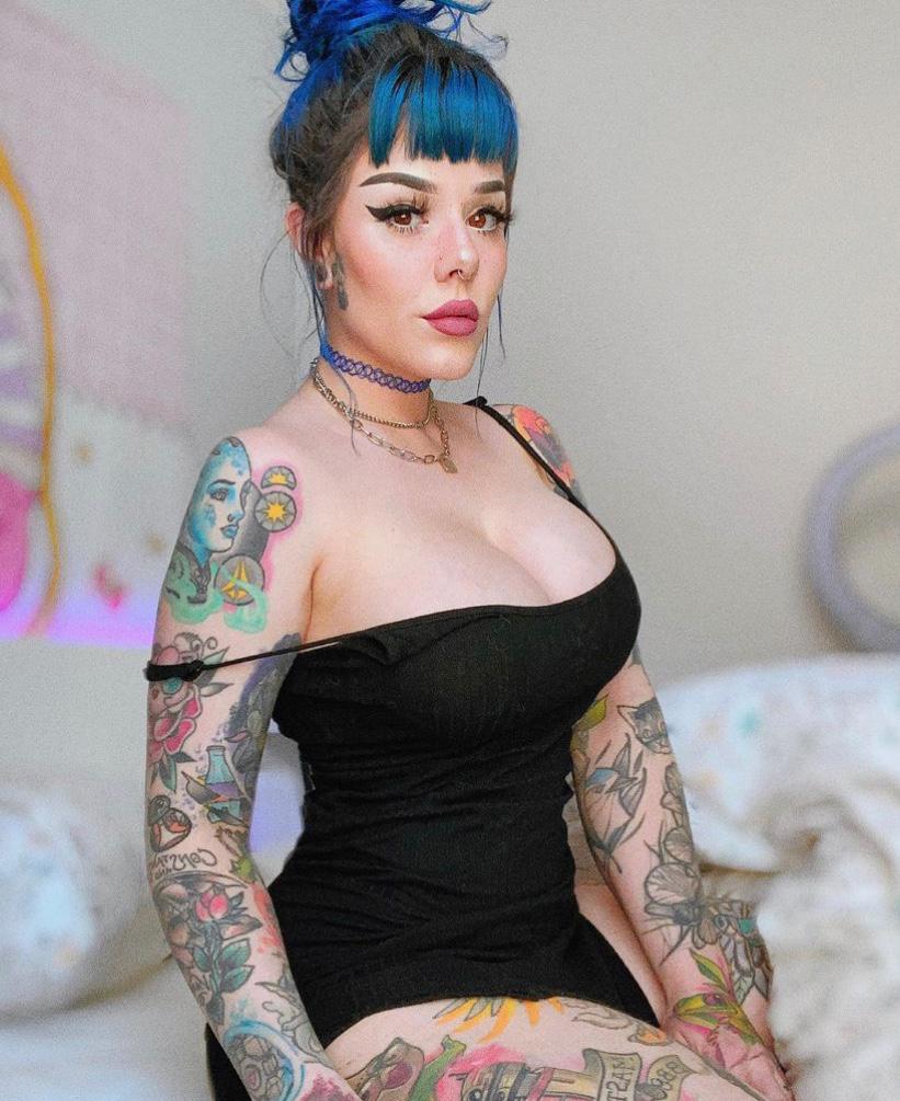 Escort ready for hookup down and available for Incall or outcall HMU π€ Escort ready for hookup down and available for Incall or outcall HMU π€