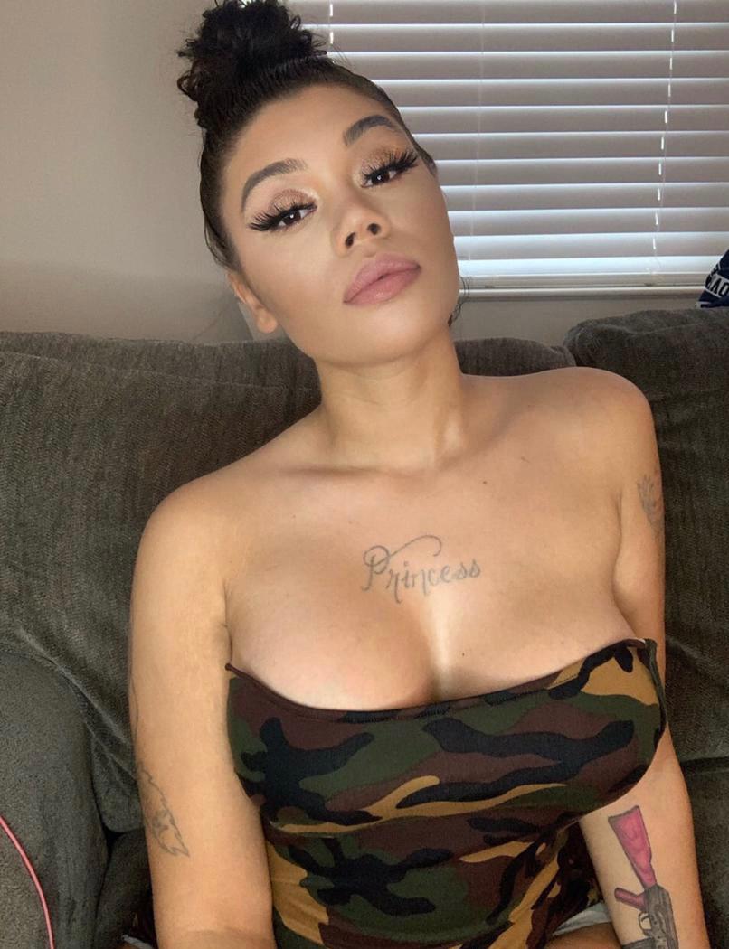 Available for incalls and outsmcalls Available for incalls and outsmcalls