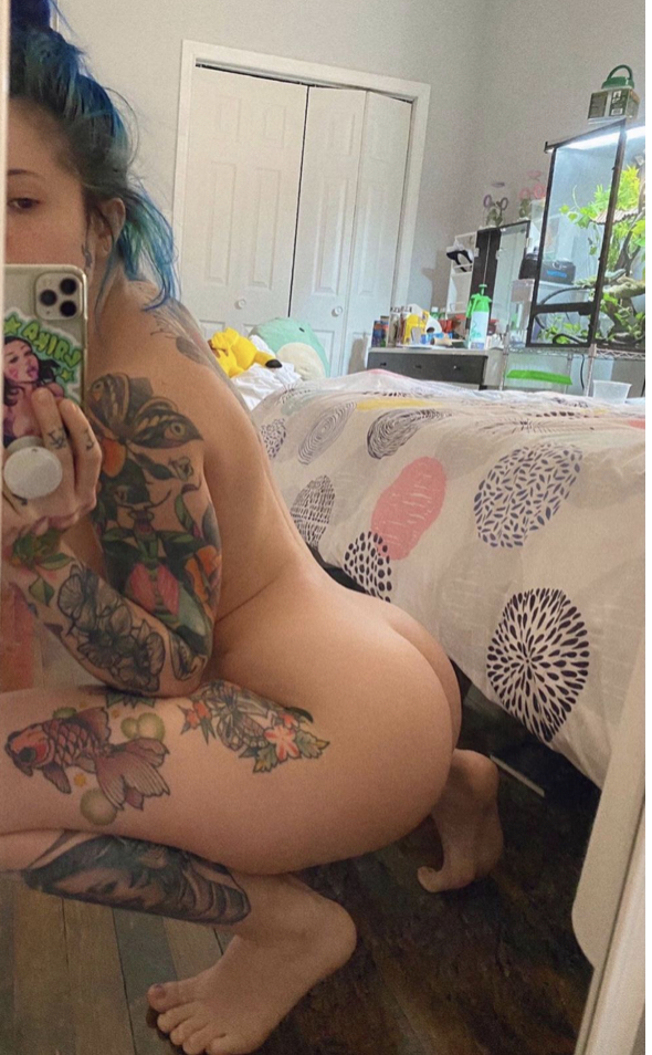I’m available for all kind of sexual pleasure, wet pussy and submissive. I’m at your service I’m available for all kind of sexual pleasure, wet pussy and submissive. I’m at your service