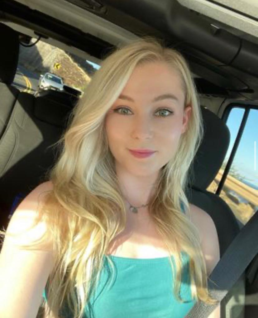 I'm available for Car dates, InCalls & Outcalls services I'm available for Car dates, InCalls & Outcalls services