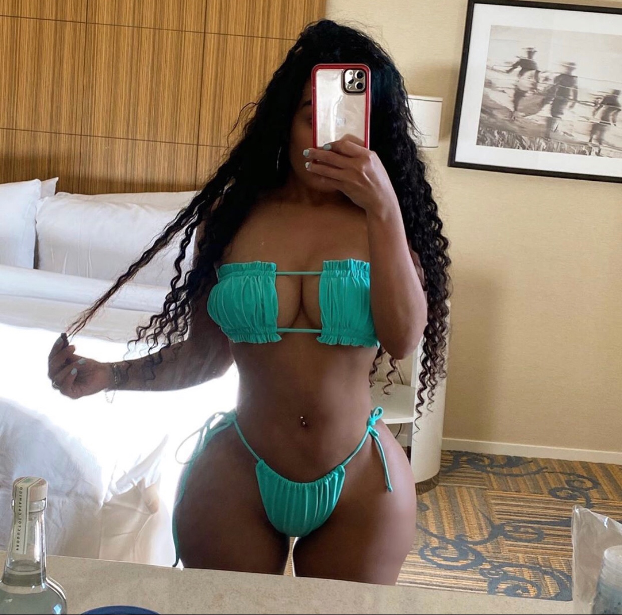 🎀Miss  Laury 🎀 Soft-Sexy-Sensual ♥️Amazing Curves♥️ WS📲 (762) 242-8044 🎀Miss  Laury 🎀 Soft-Sexy-Sensual ♥️Amazing Curves♥️ WS📲 (762) 242-8044