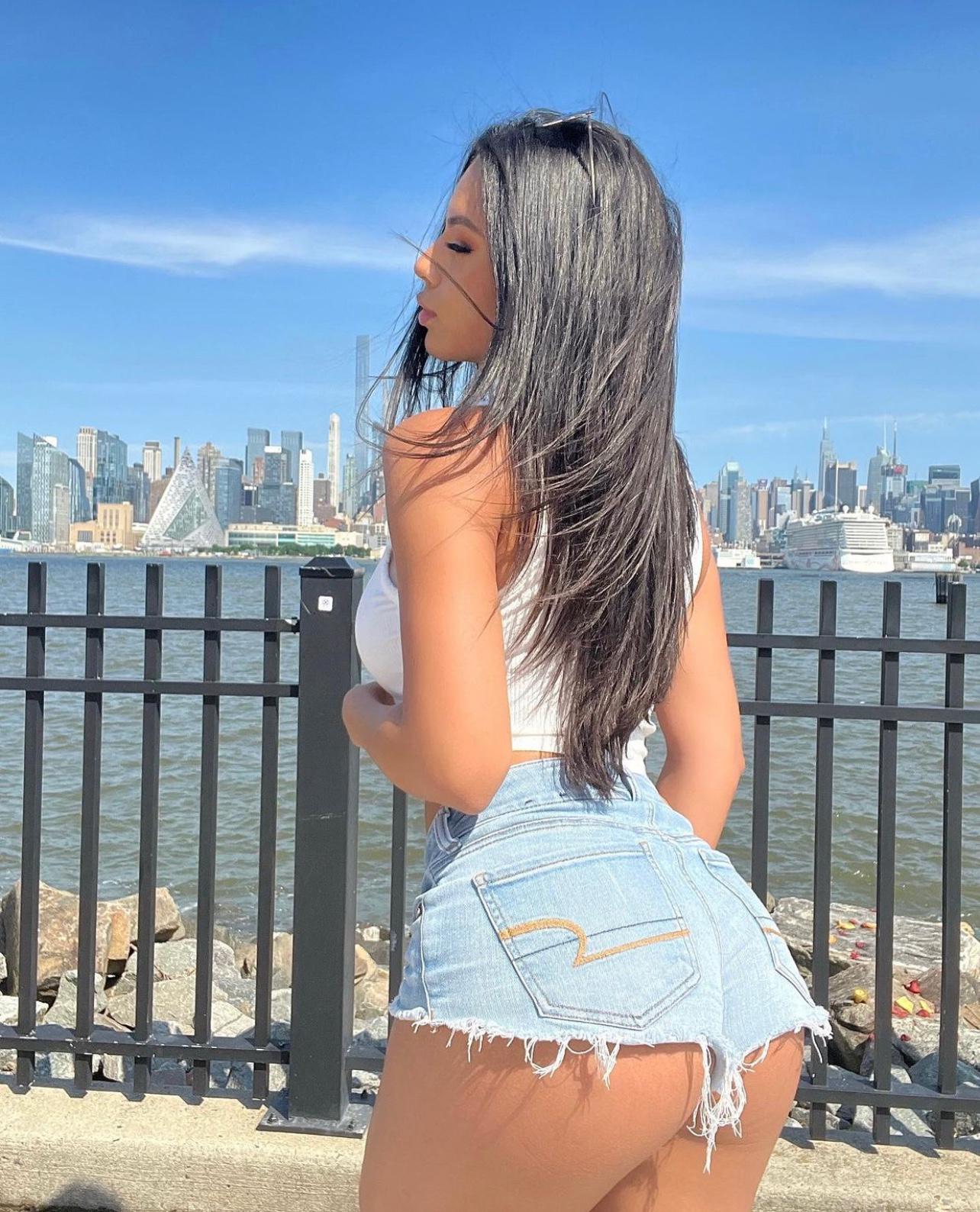 Available for both incall and outcall service Sell nasty video ๐๐๐ฆ Available for both incall and outcall service Sell nasty video ๐๐๐ฆ