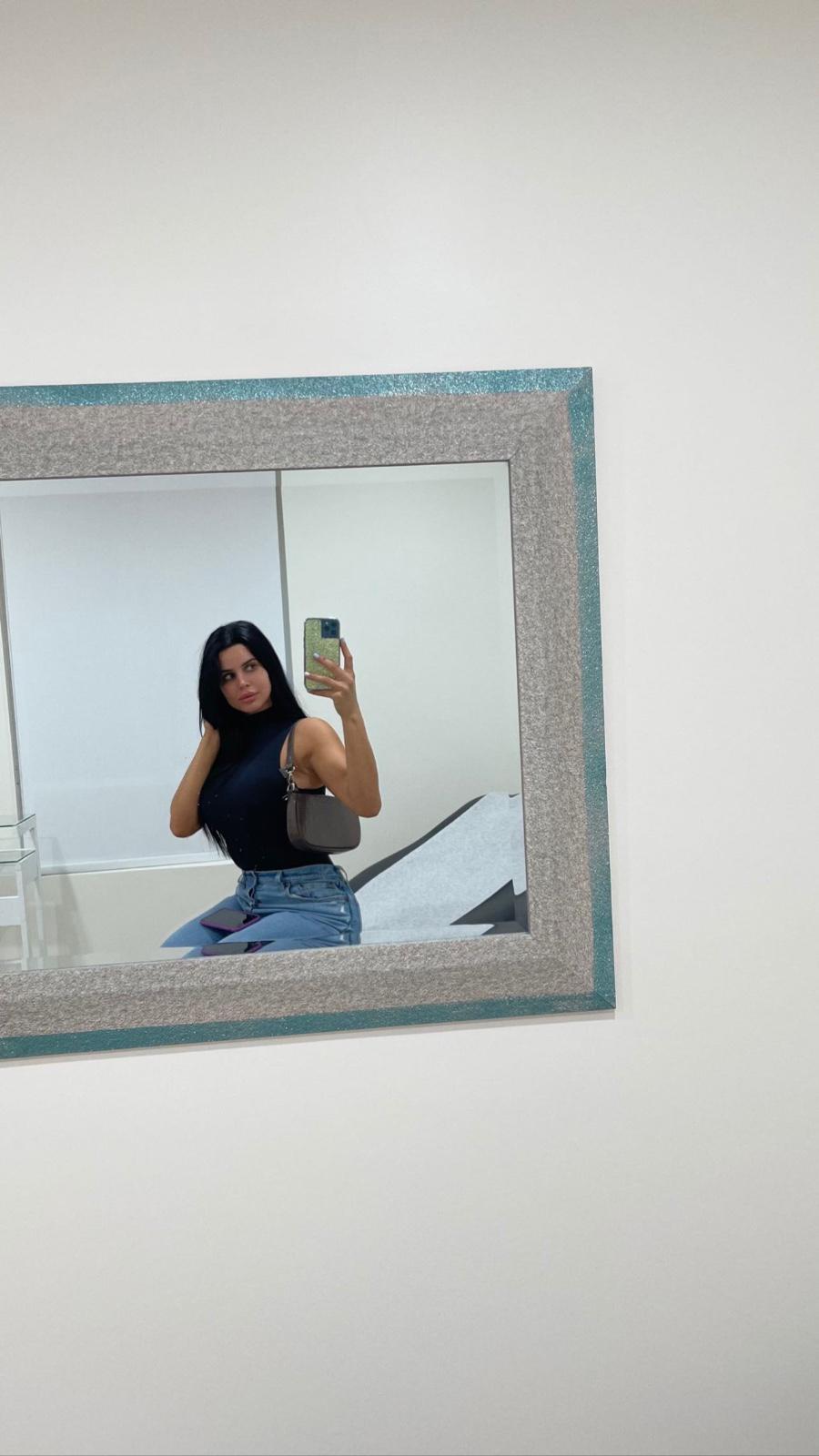 DOWN TO LINK AND CHILL HMU ON SNAPCHAT @ Lillyadrianne102 DOWN TO LINK AND CHILL HMU ON SNAPCHAT @ Lillyadrianne102