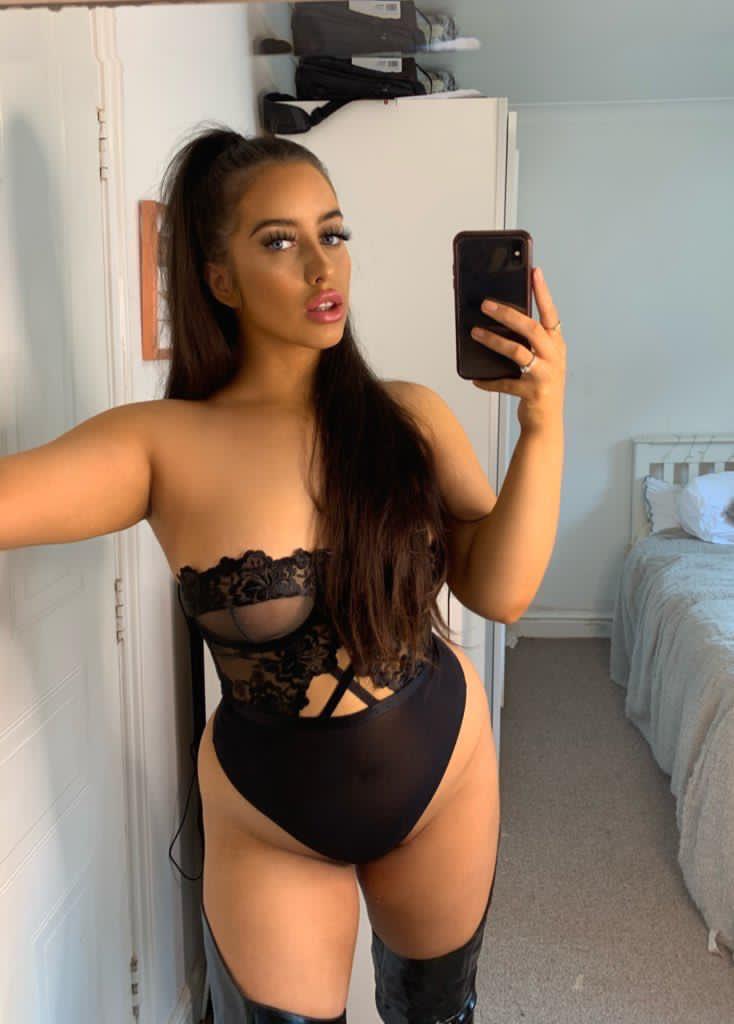 I’m down for fuck 24/7 I’m down for fuck 24/7