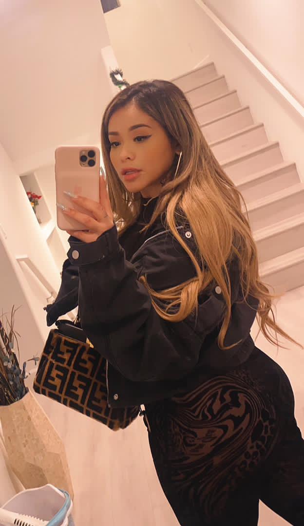 Available for Sex, one night stand and naughty FaceTime Available for Sex, one night stand and naughty FaceTime