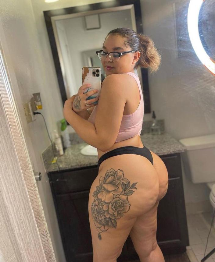 THICK HOT AND INDEPENDENT SEXY EXCORT AVAILABLE 7576650211 THICK HOT AND INDEPENDENT SEXY EXCORT AVAILABLE 7576650211