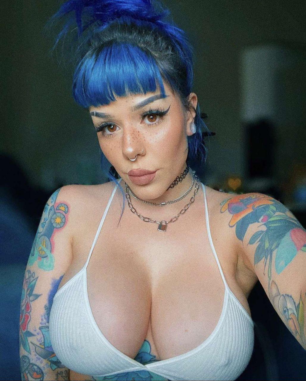 HMU š¤ Iām Available all day and night letās have some fun 𤩠HMU š¤ Iām Available all day and night letās have some fun š¤©