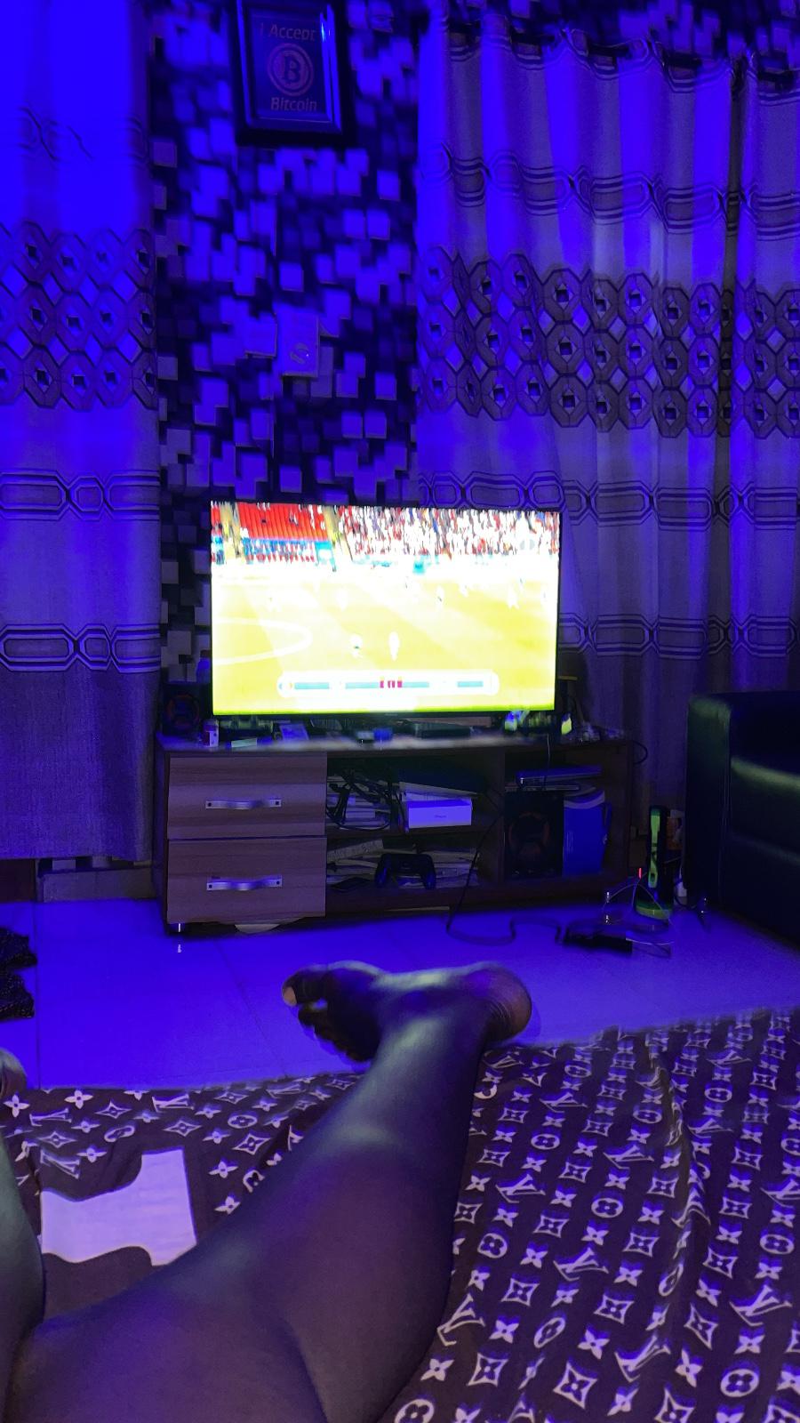 Available for hook up cash only Available for hook up cash only