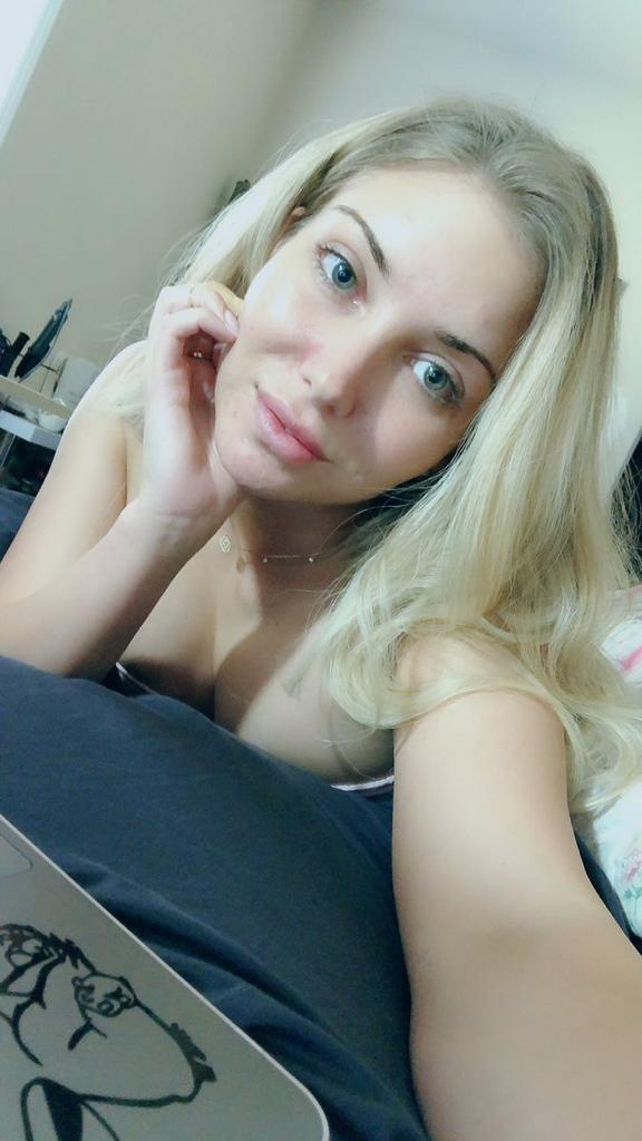 Available for hookup ππ¦ Available for hookup ππ¦