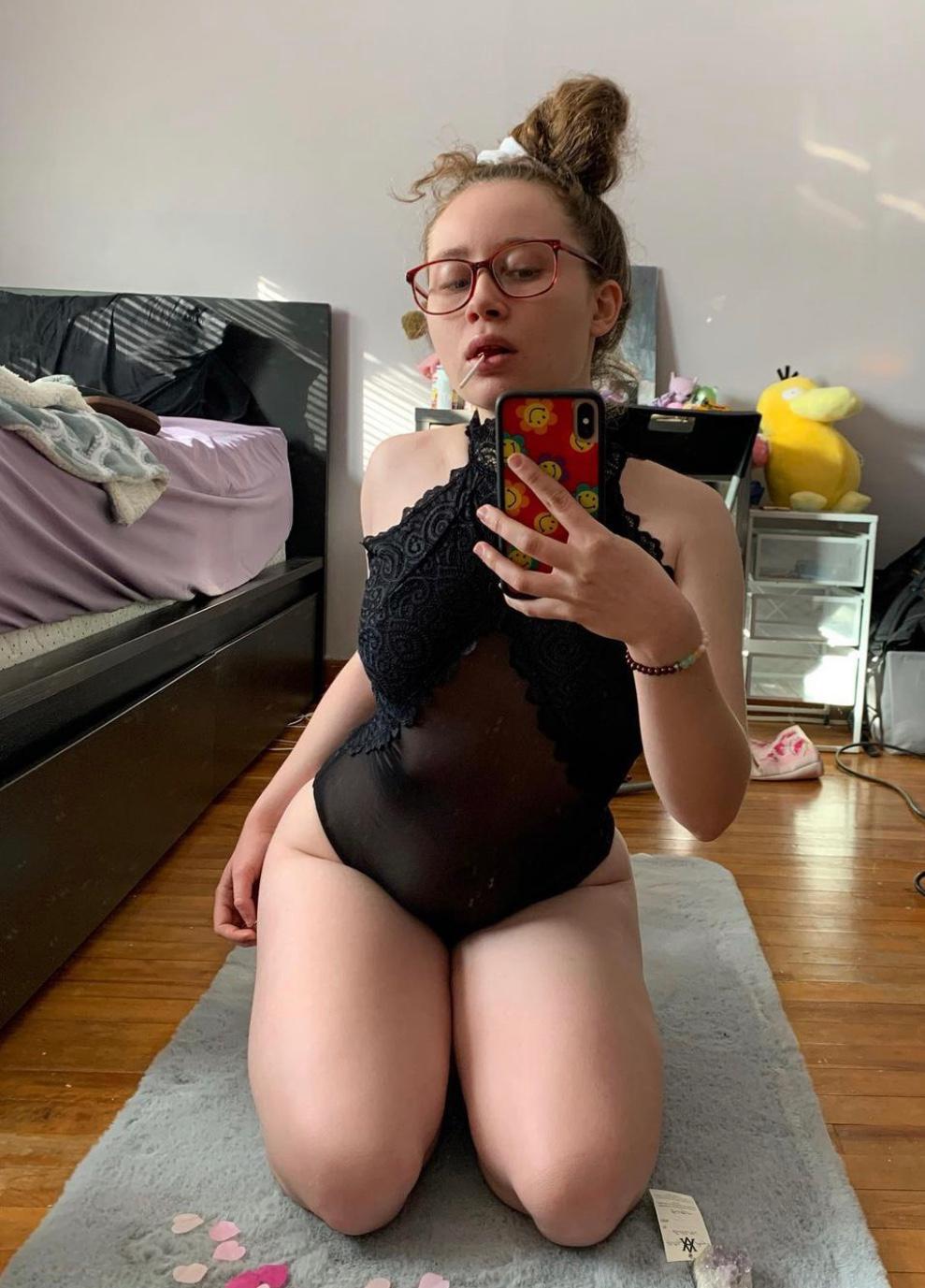 HEY GUY’S 👀💕I’M HERE FOR FUN...COME AND HAVE AN AMAZING DAY WITH ME HEY GUY’S 👀💕I’M HERE FOR FUN...COME AND HAVE AN AMAZING DAY WITH ME