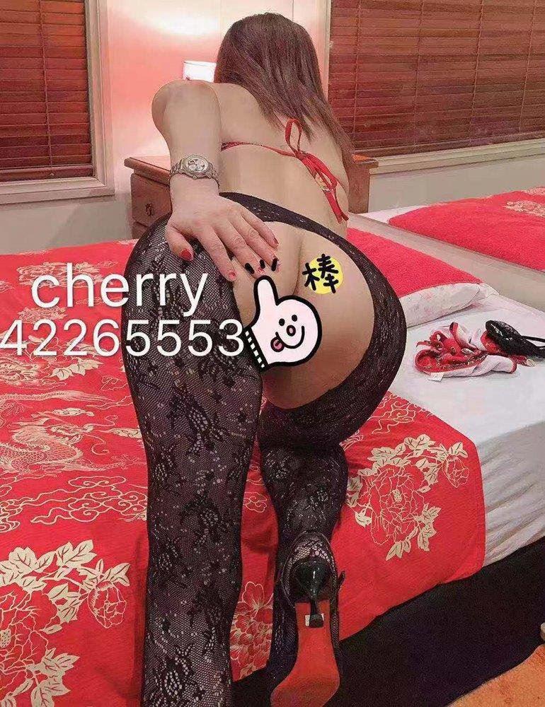 " 55 happy phoenix " Busty sexy girl playful GFE and massage service naughty extra " 55 happy phoenix " Busty sexy girl playful GFE and massage service naughty extra