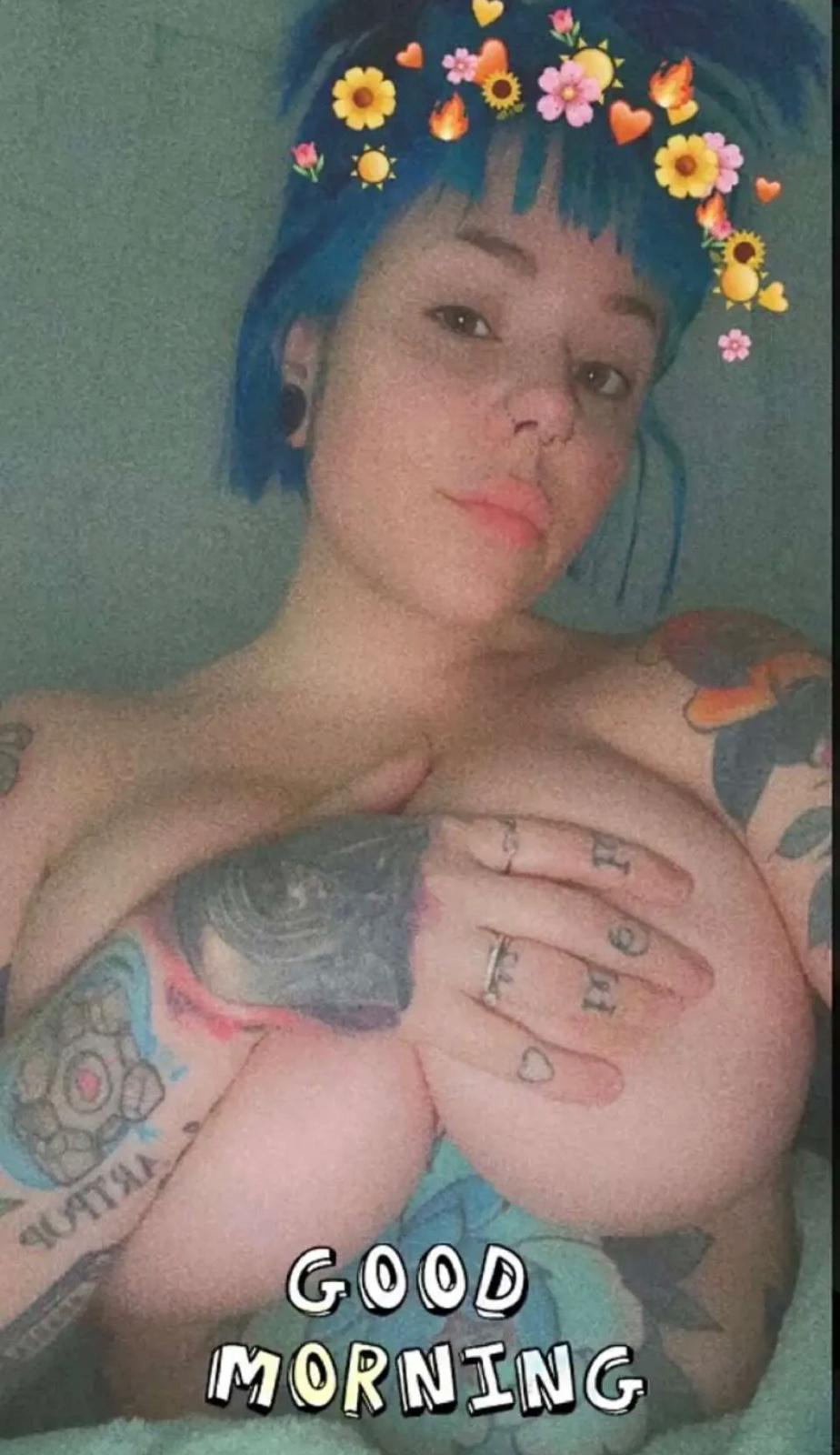 I’M HOT AND READY TO BE FUCKED🍆🍑💦🔥 I’M HOT AND READY TO BE FUCKED🍆🍑💦🔥