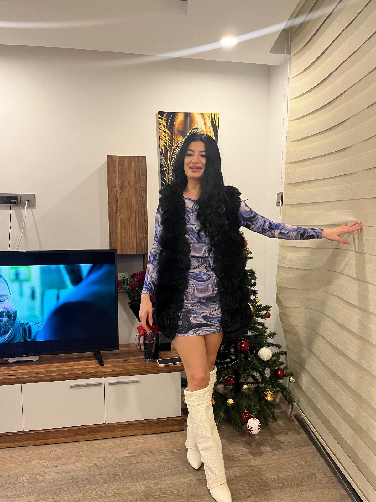 ❤︎ Your Middle East Dream Girl ❤︎ Available for pleasure🥰 ❤︎ Your Middle East Dream Girl ❤︎ Available for pleasure🥰