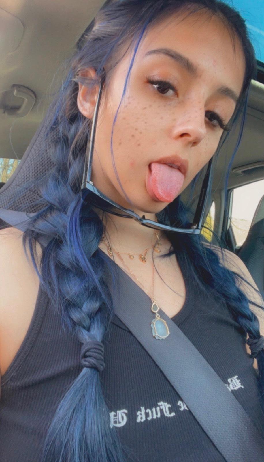 Snapchat: cross2859 am available right now 🔥Hott$exy Classy and Wet💦and🍆 Snapchat: cross2859 am available right now 🔥Hott$exy Classy and Wet💦and🍆