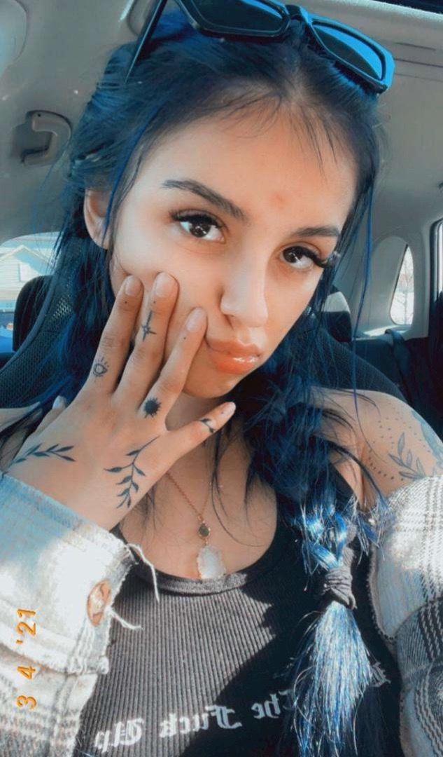 Snapchat: cross2859 am available right now 🔥Hott$exy Classy and Wet💦and🍆 Snapchat: cross2859 am available right now 🔥Hott$exy Classy and Wet💦and🍆