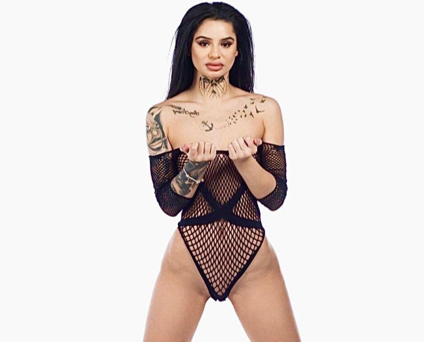 Hot girl x xxxxxxxxx Hot girl x xxxxxxxxx