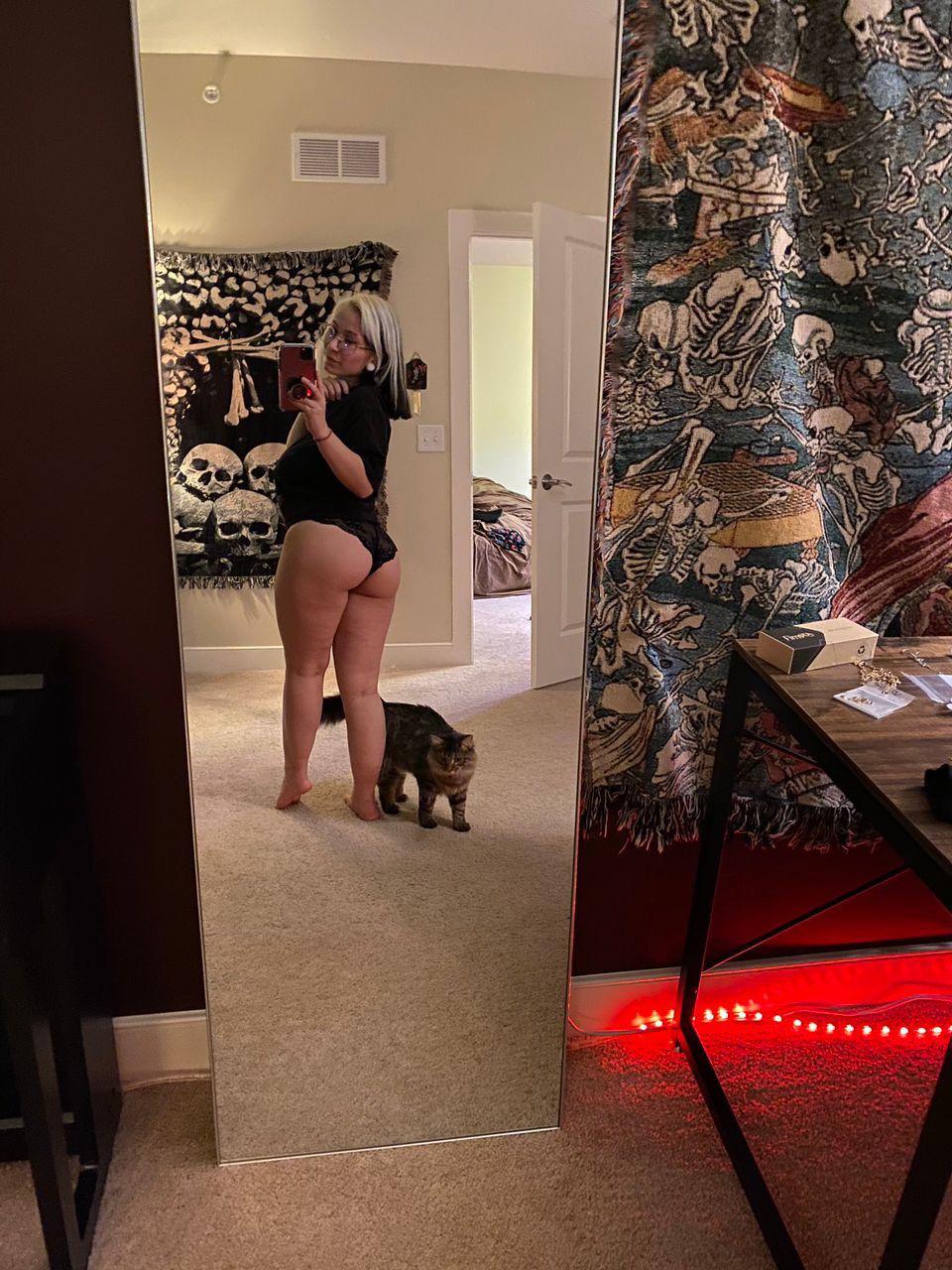 Escort ready to hookup Escort ready to hookup